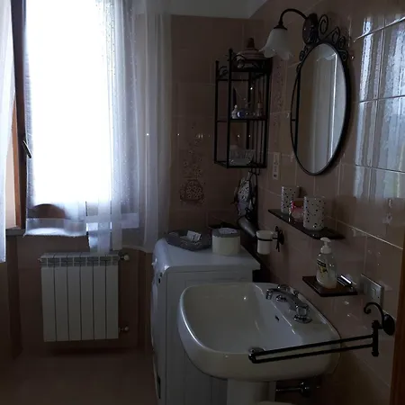 Semesterbostad Casa Lilly Beverino